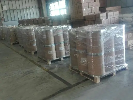 전자 제품 환매 프로그램을 통해 어떻게 전자 폐기물을 환경 친화적으로 전환할 수 있습니까?